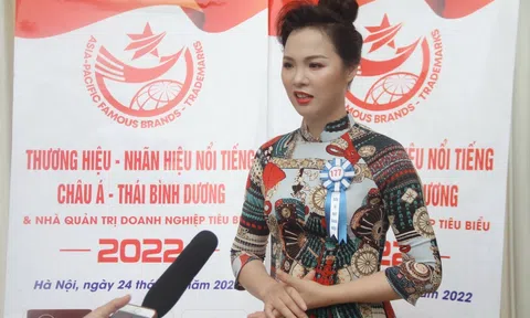 Truyền thông Viên Hoàng Gia